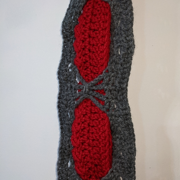 Younique as You Are! Double Scarf HANDCRAFTED Crochet - Picture 6 of 10